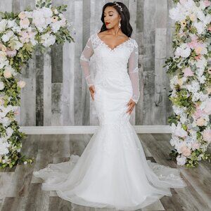 Long Sleeve Mermaid Wedding Dress with Hand-Beaded Lace & Illusion Train